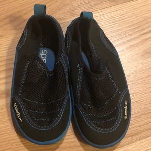 Kids speedo water shoes
